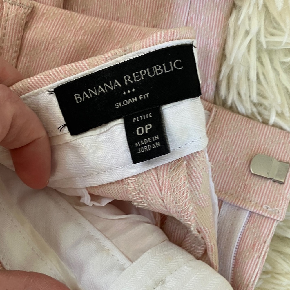 Banana Republic Pink Pants - Picture 2 of 4